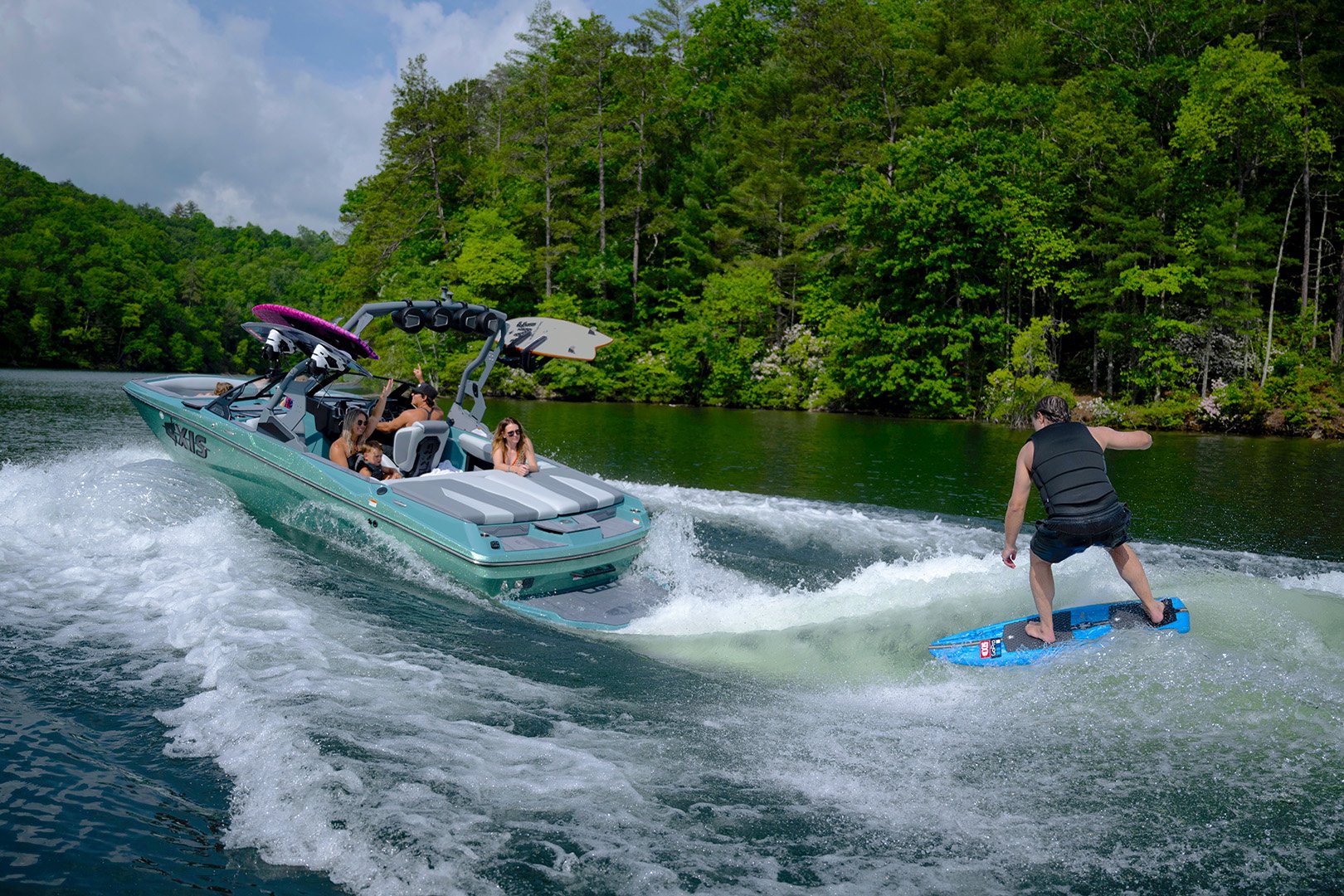 The Axis Boats Beginner's Guide to Understanding Wake Boat Features